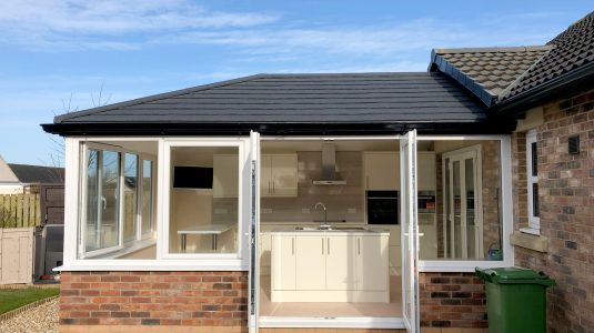 Warmroof kitchen extension